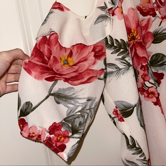 Papaya Floral Blouse - Picture 2 of 7